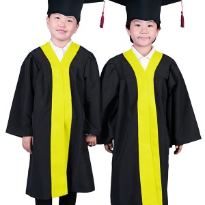 32364-JY01 아동 졸업 가운 판사복(검정노랑줄) 모자별매 유치원 초등학생용 역할의상 역할놀이 판사가운 할로윈 코스튬